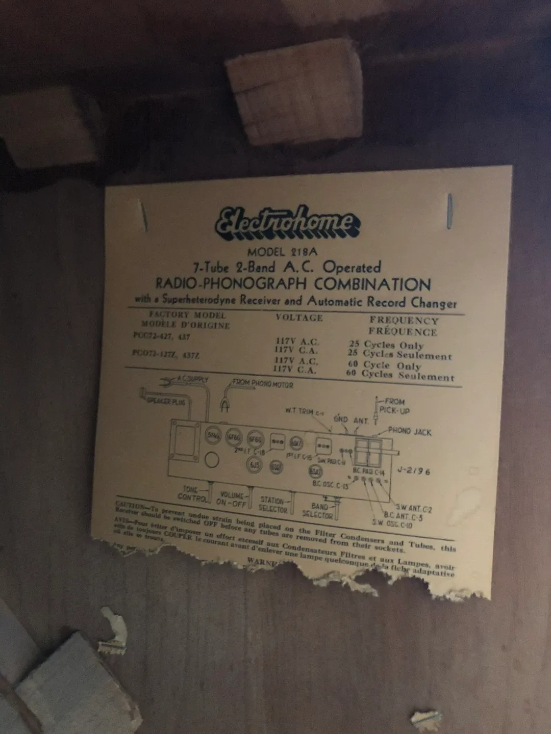 Electrohome Model 218A Radio-Phonograph Combination image indicator(2)
