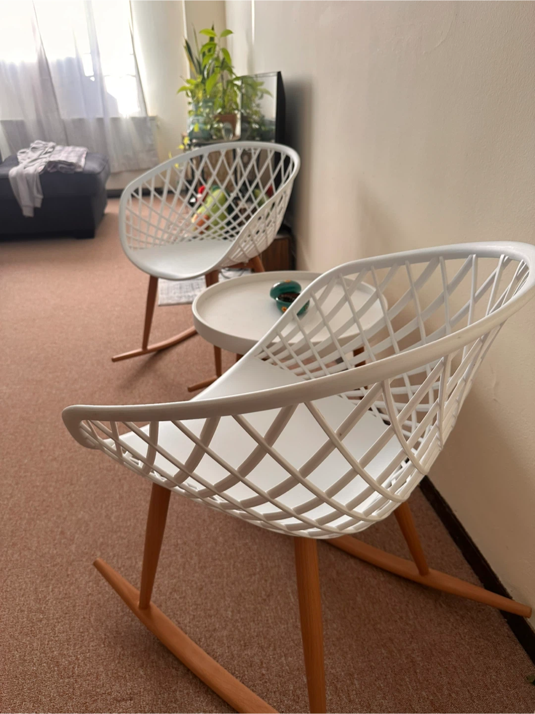 White Rocking Accent Chairs & Round Side Table Set - photo 5
