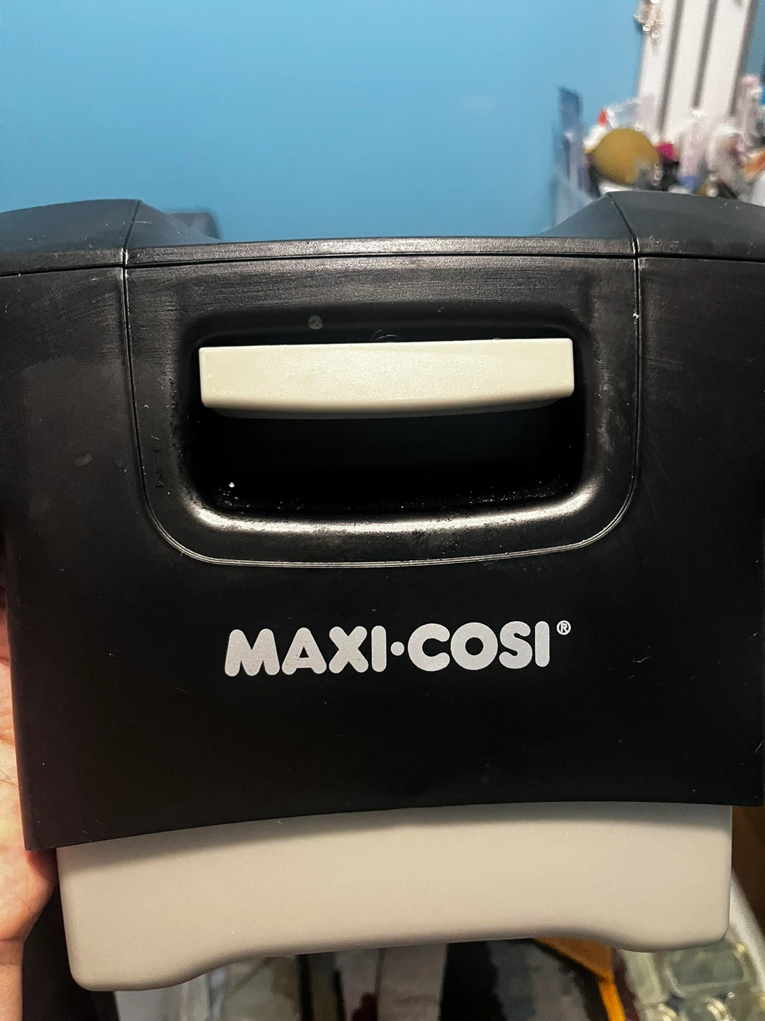 Maxi-cosi Infant Car Seat and Base - photo 2