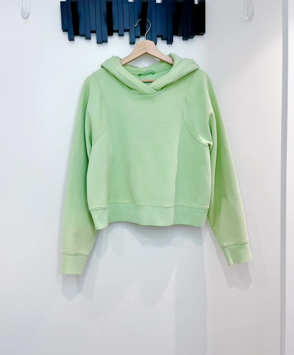 Lululemon Women’s Hoodie-Size M thumbnail