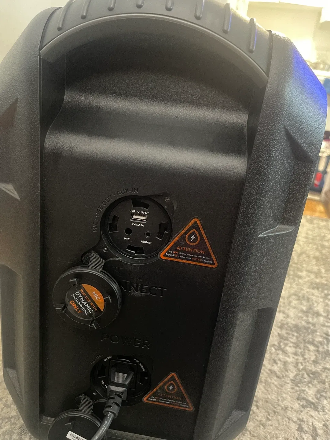 ECOXGEAR EcoBoulder+ GDI-EXBLD810 Waterproof Bluetooth Speaker image indicator(10)