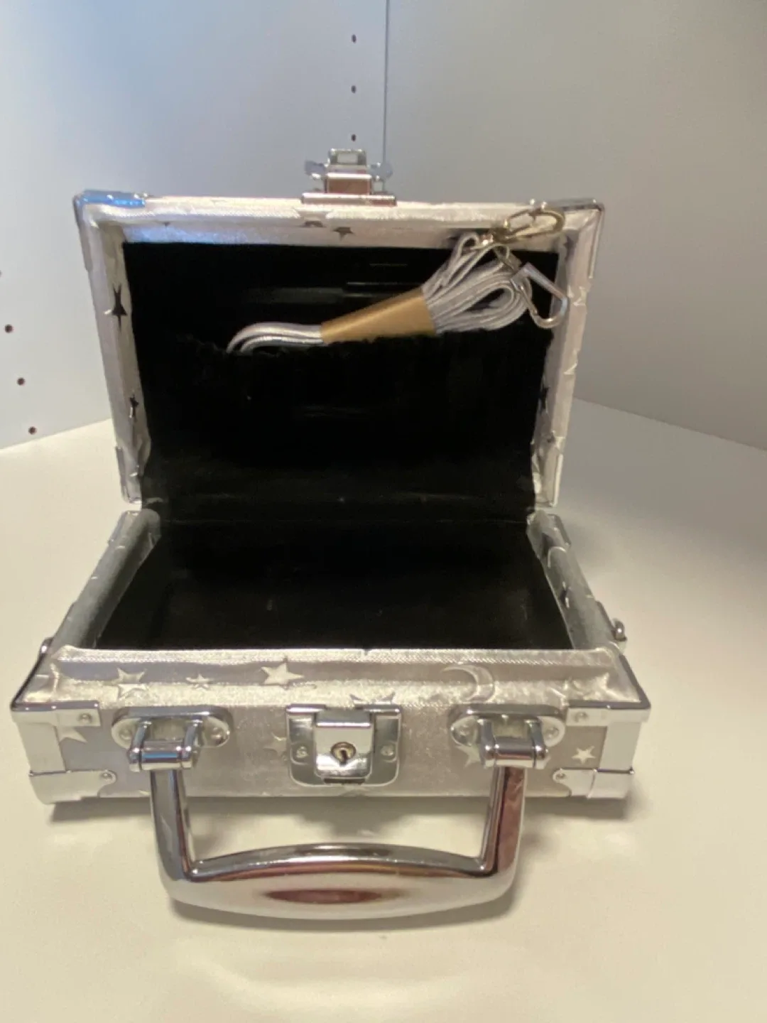 Mini Trunk Silver Star Design Bag image indicator(4)