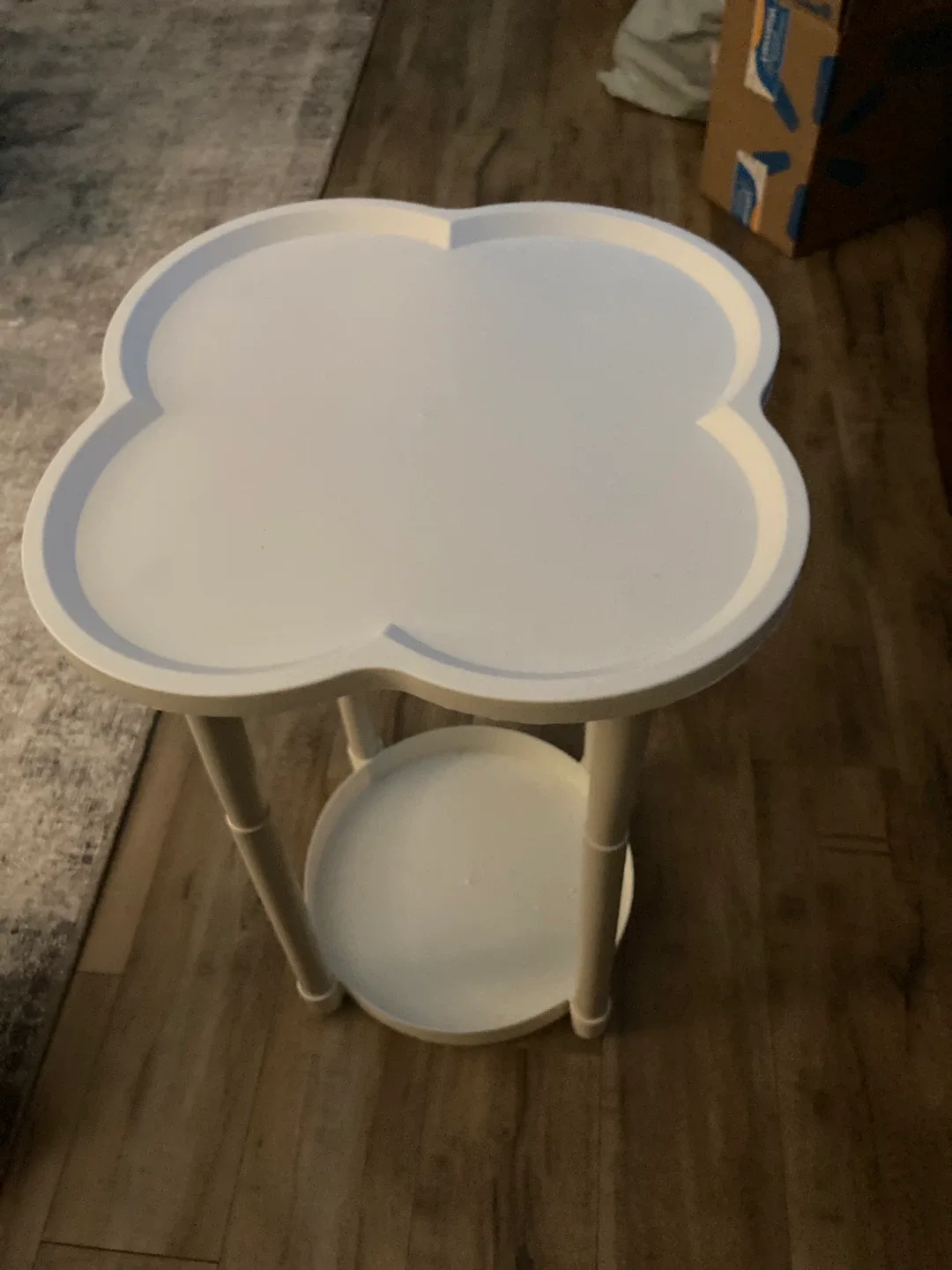 Matching Nightstand/side table image indicator(2)