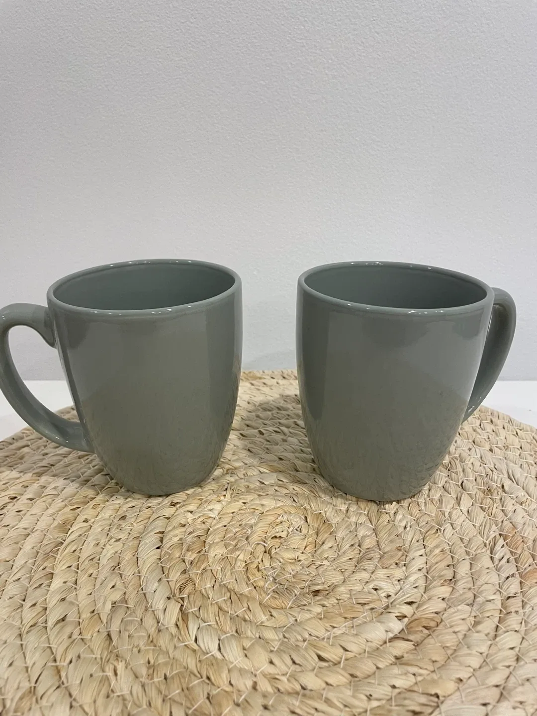 Set of 2 Grey Mugs thumbnail