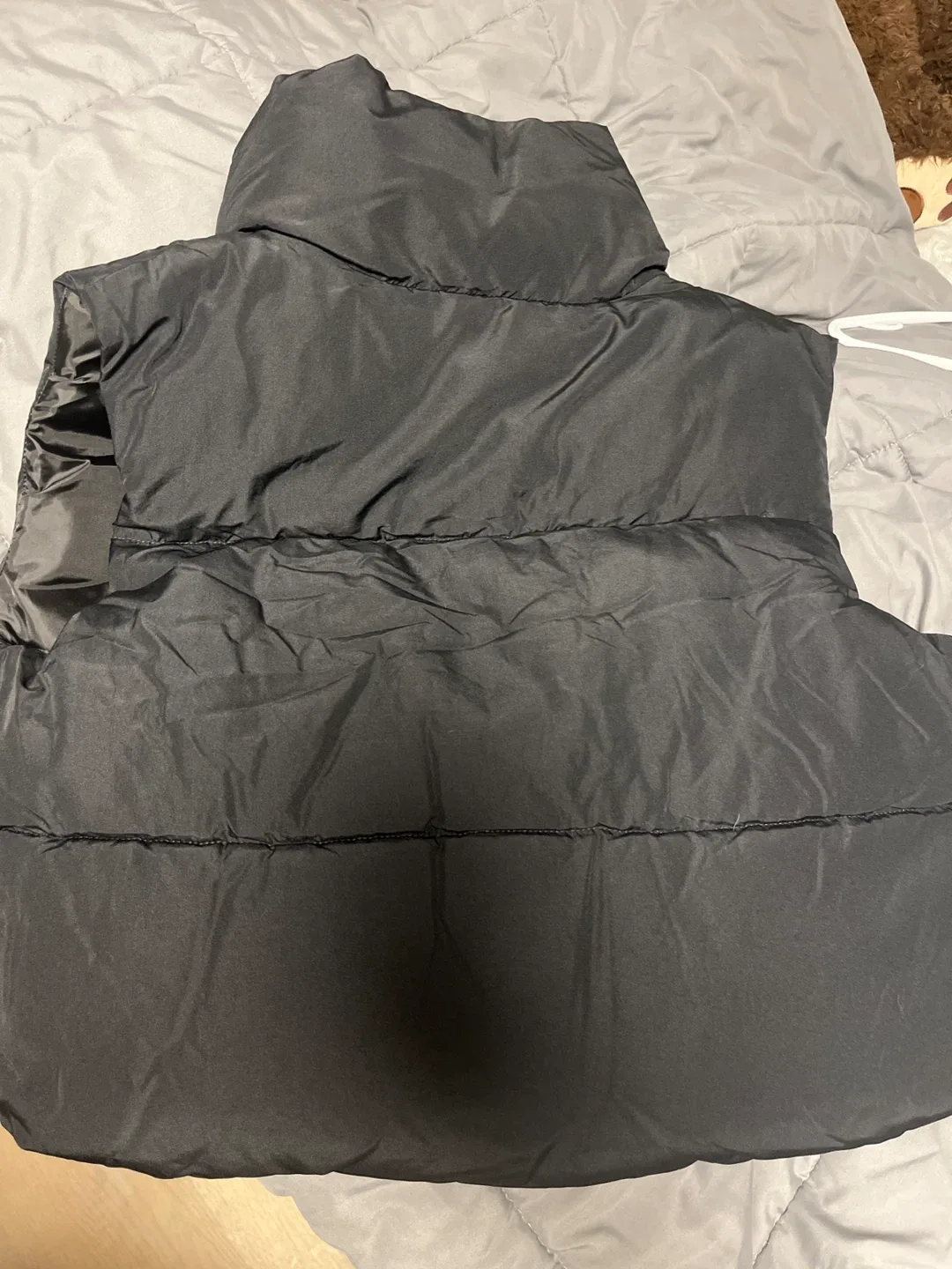 Aeropostale Black Puffer Vest - Size S image indicator(2)