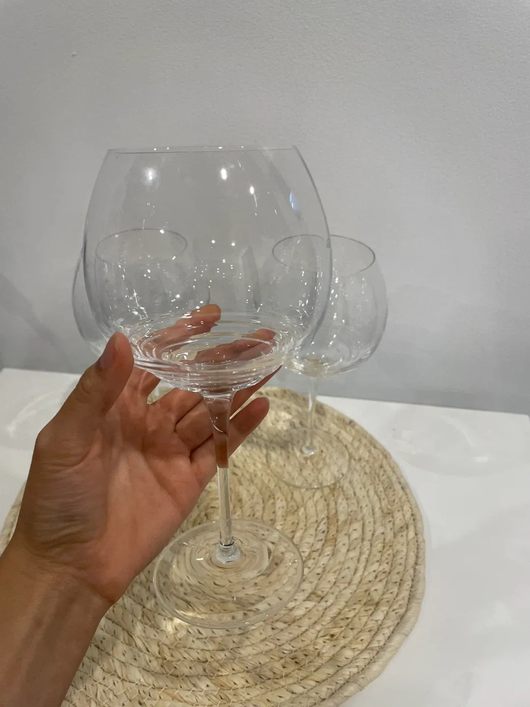 Wine Glasses - Set of 2 image indicator(3)