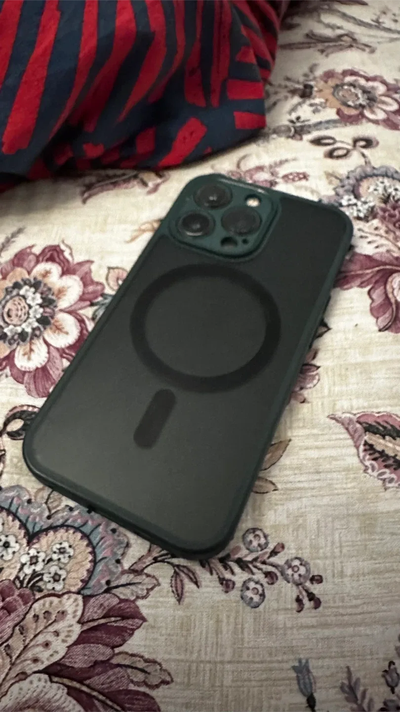 iPhone 13 Pro Alpine Green image indicator(6)