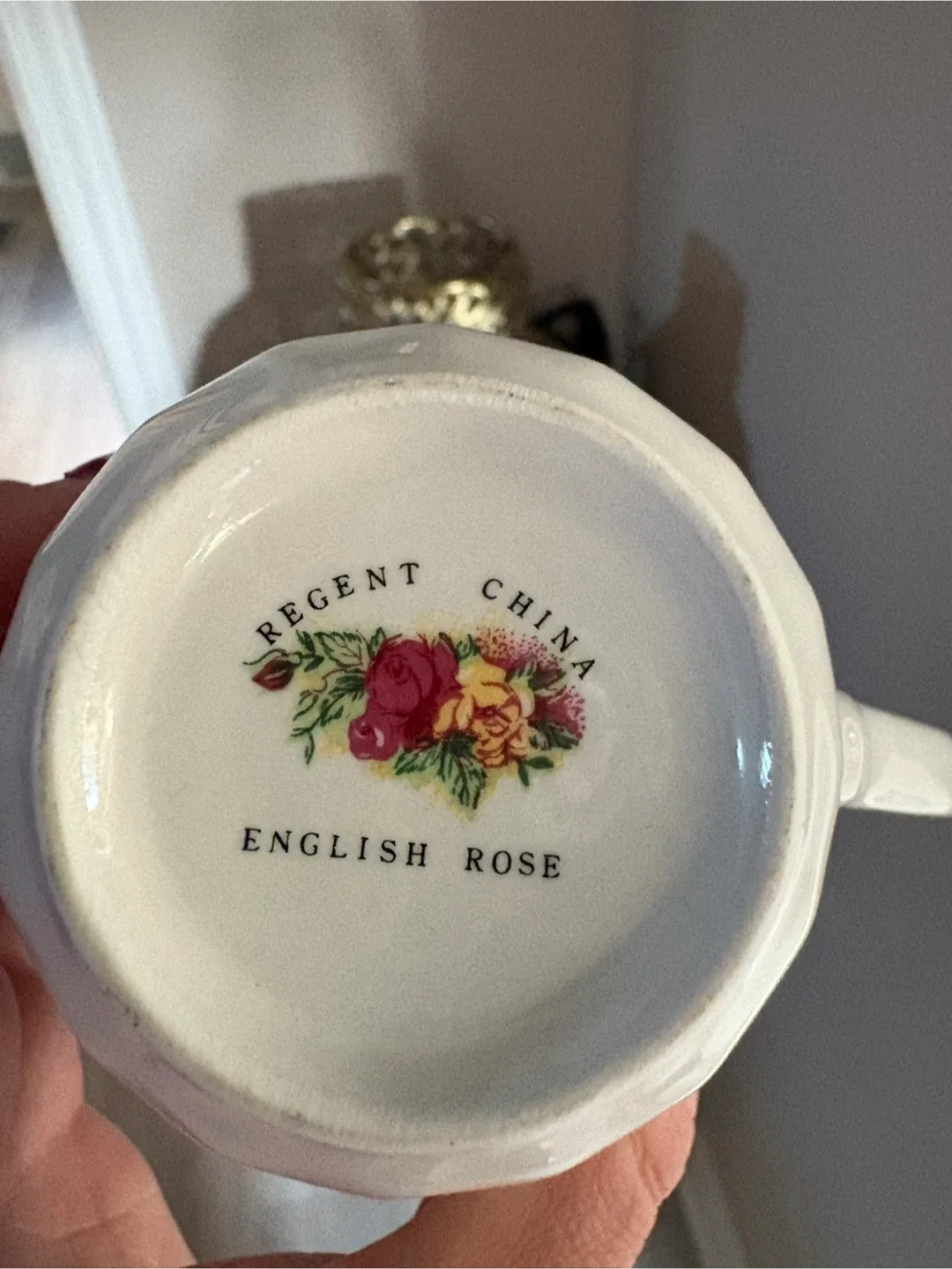 Regent China English Rose Mugs - Set of 4 image indicator(4)