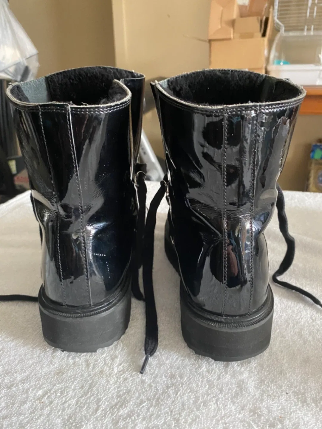 BEST OFFER ACCEPTED KENZO PARIS SIZE  7  ALASKA BLACK BOOTS image indicator(9)