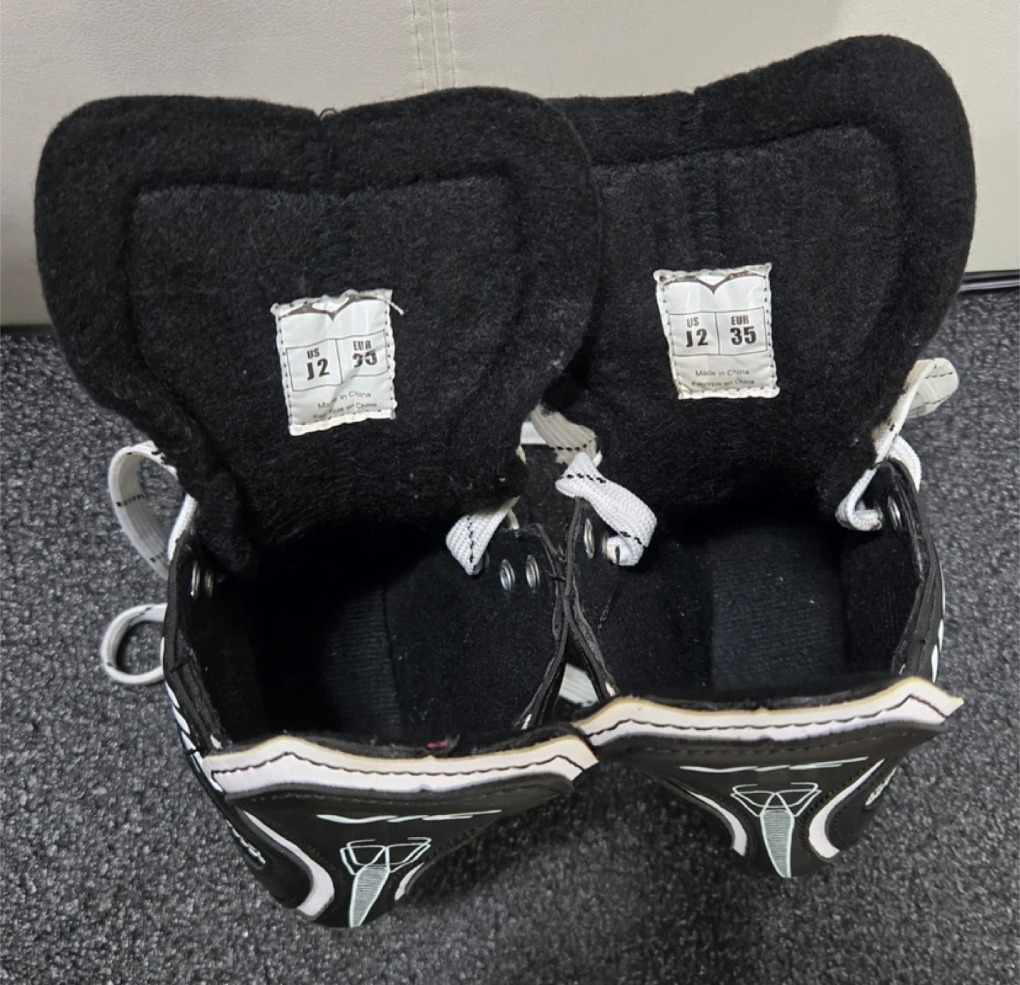 VIC Hockey Skates - Size 12 US - photo 4
