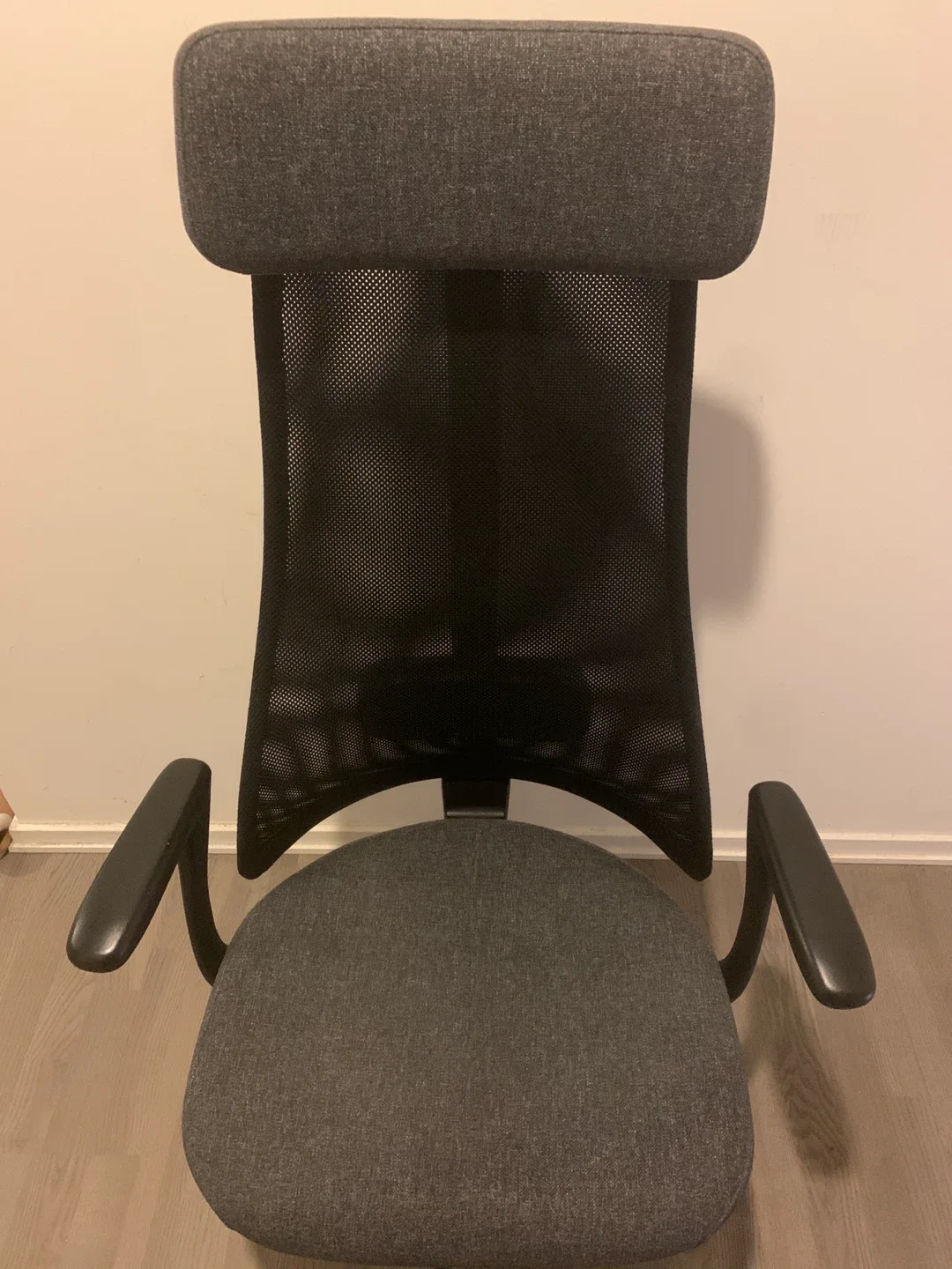 IKEA Ergonomic Office Chair - Grey image indicator(2)