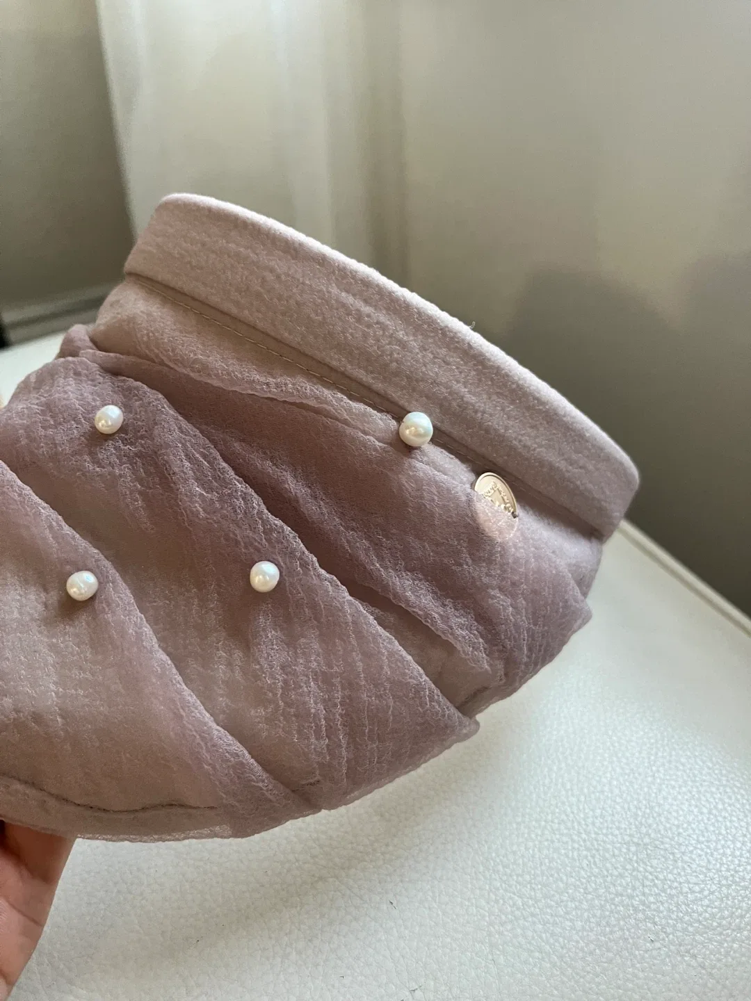Visor with Pearl Details - Lilac image indicator(3)