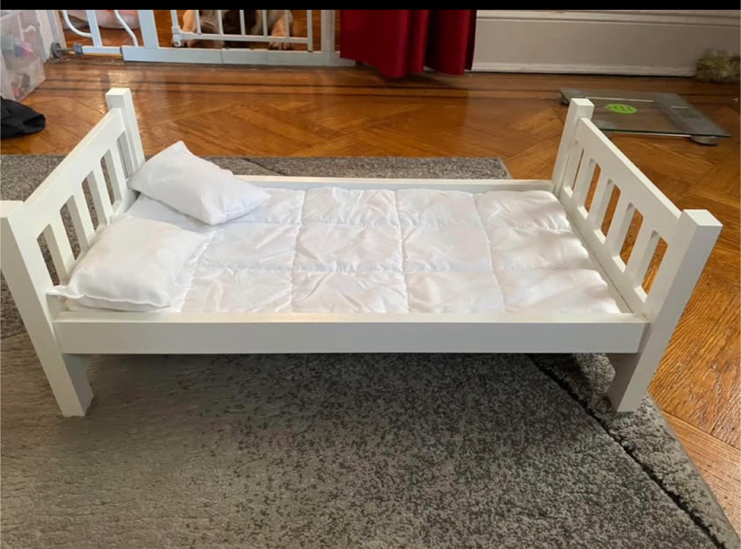 White Wooden doll Bed with Mattress and Pillow - photo 3