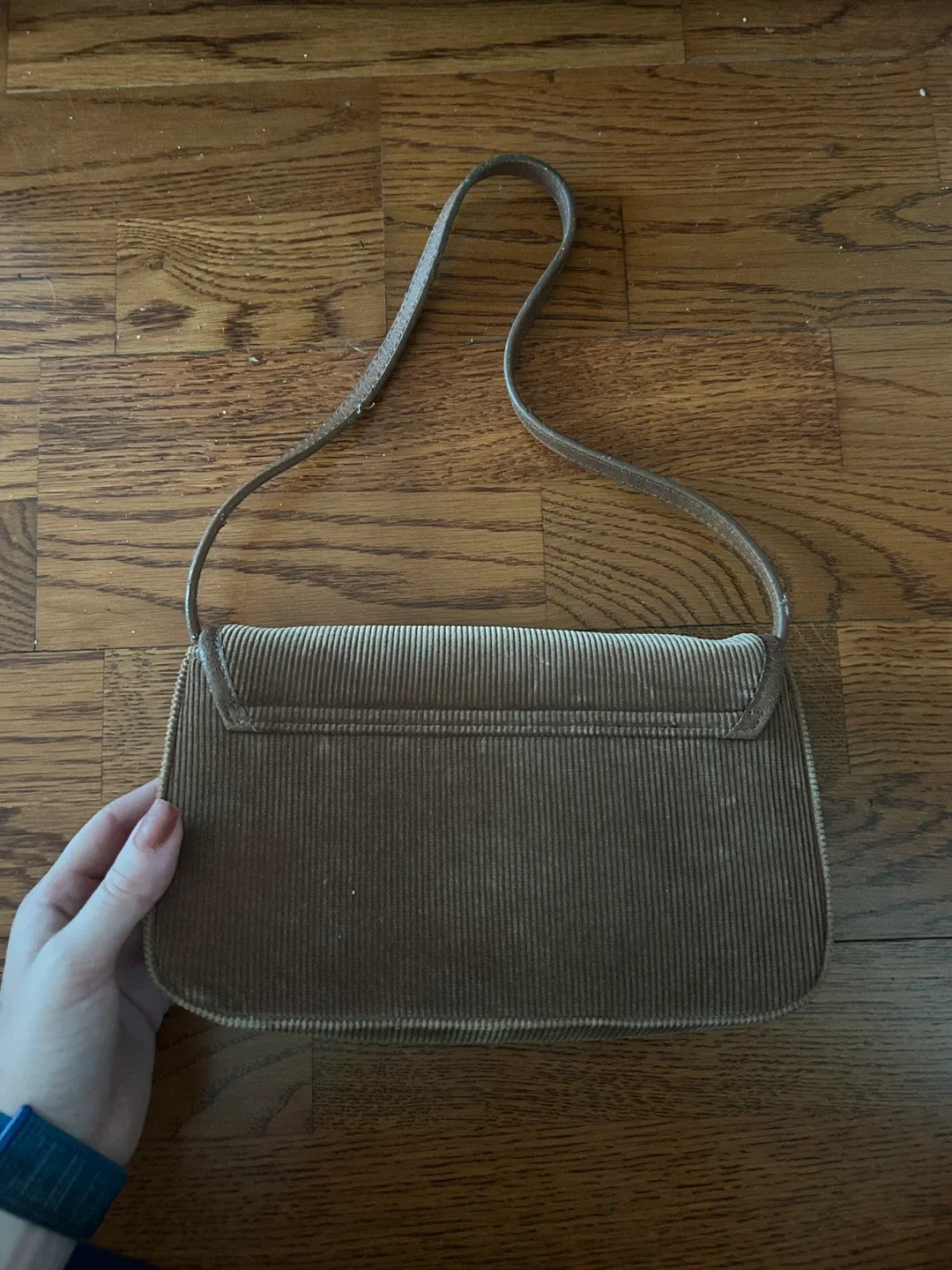Corduroy Shoulder Bag from Brandy Melville image indicator(4)