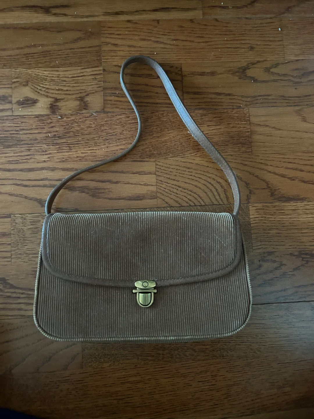 Corduroy Shoulder Bag from Brandy Melville image indicator(3)