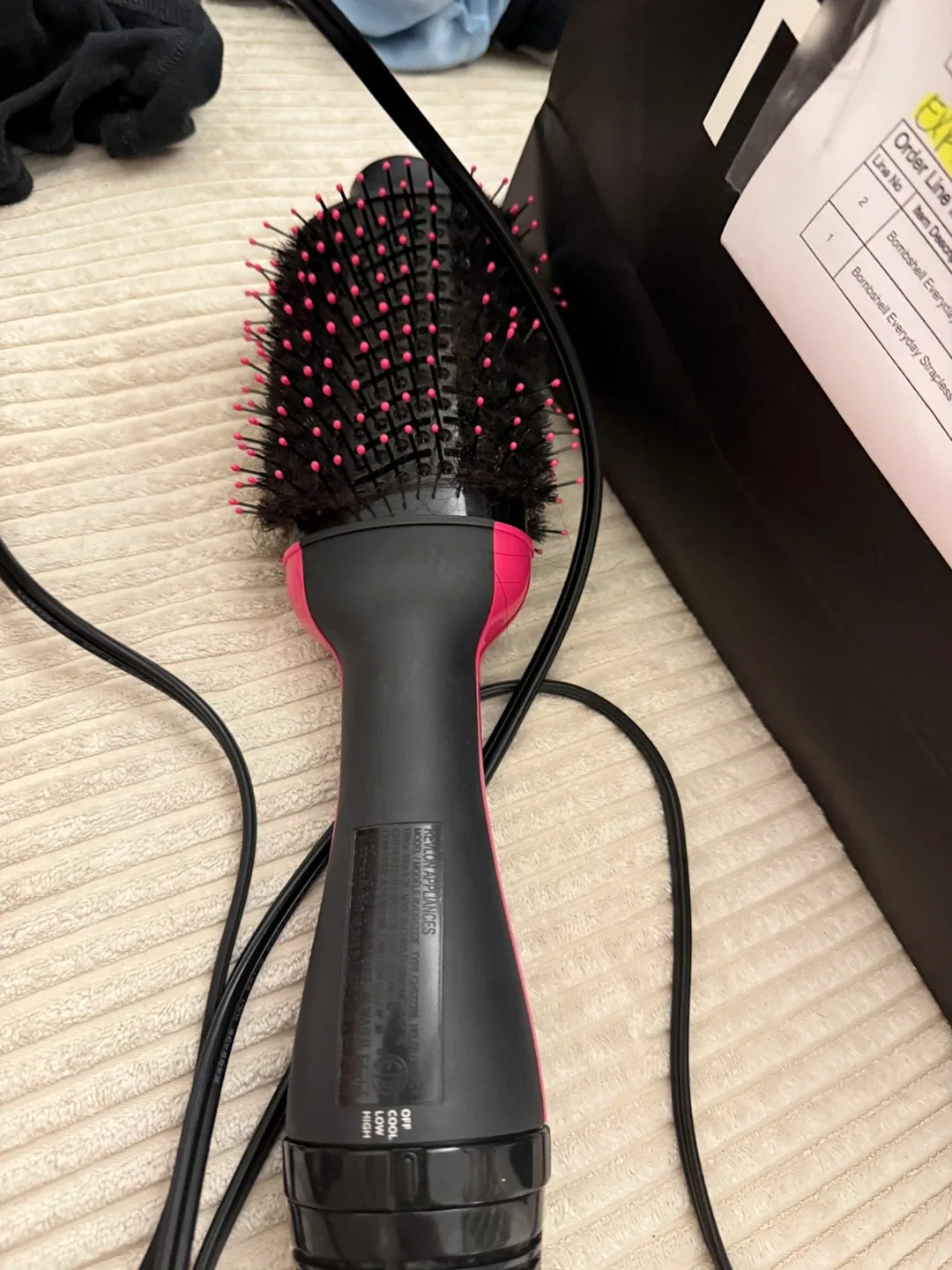 Revlon One-Step Hair Dryer & Volumizer Hot Air Brush image indicator(3)