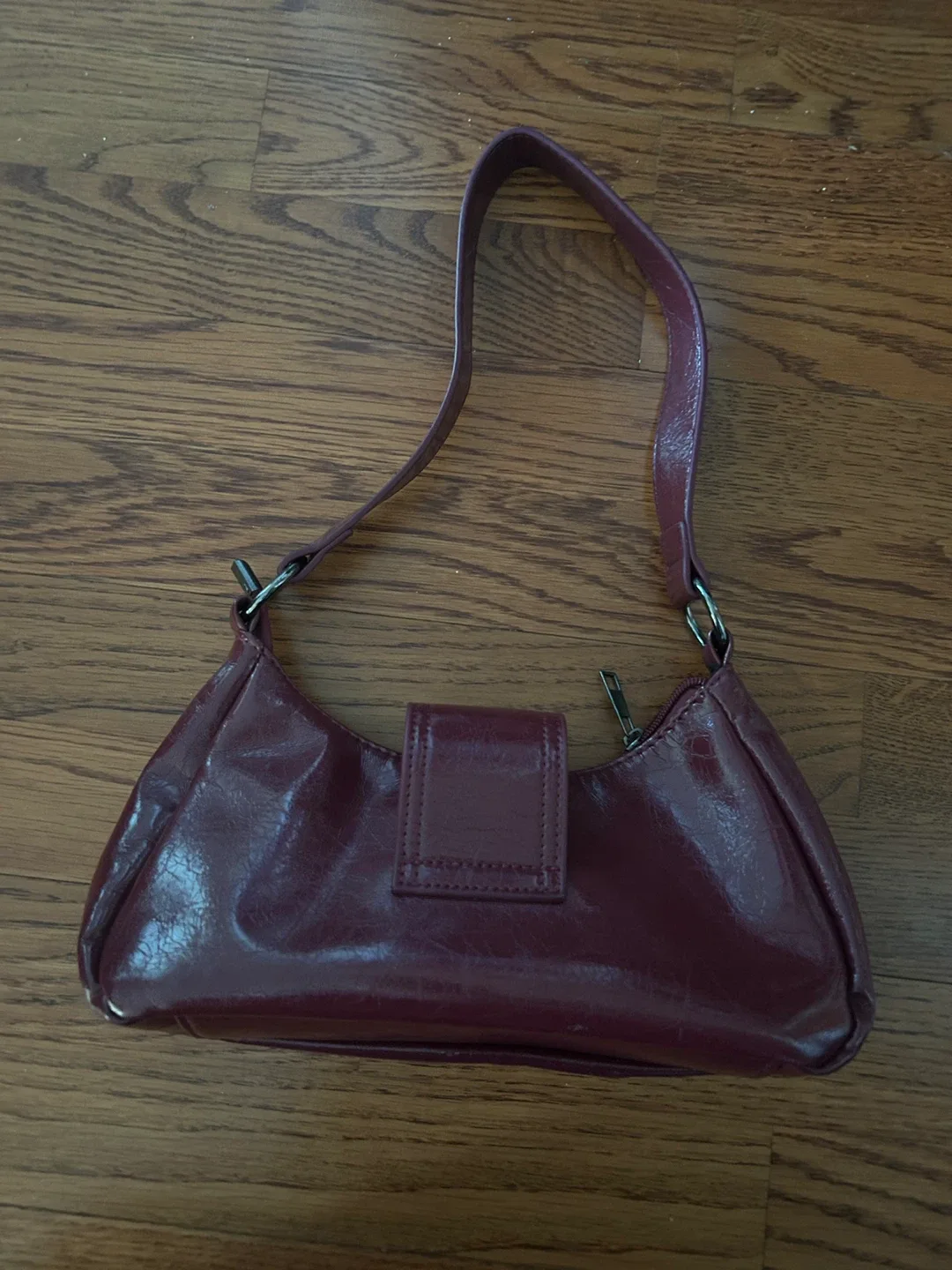 Burgundy Buckle Detail Shoulder Bag image indicator(3)