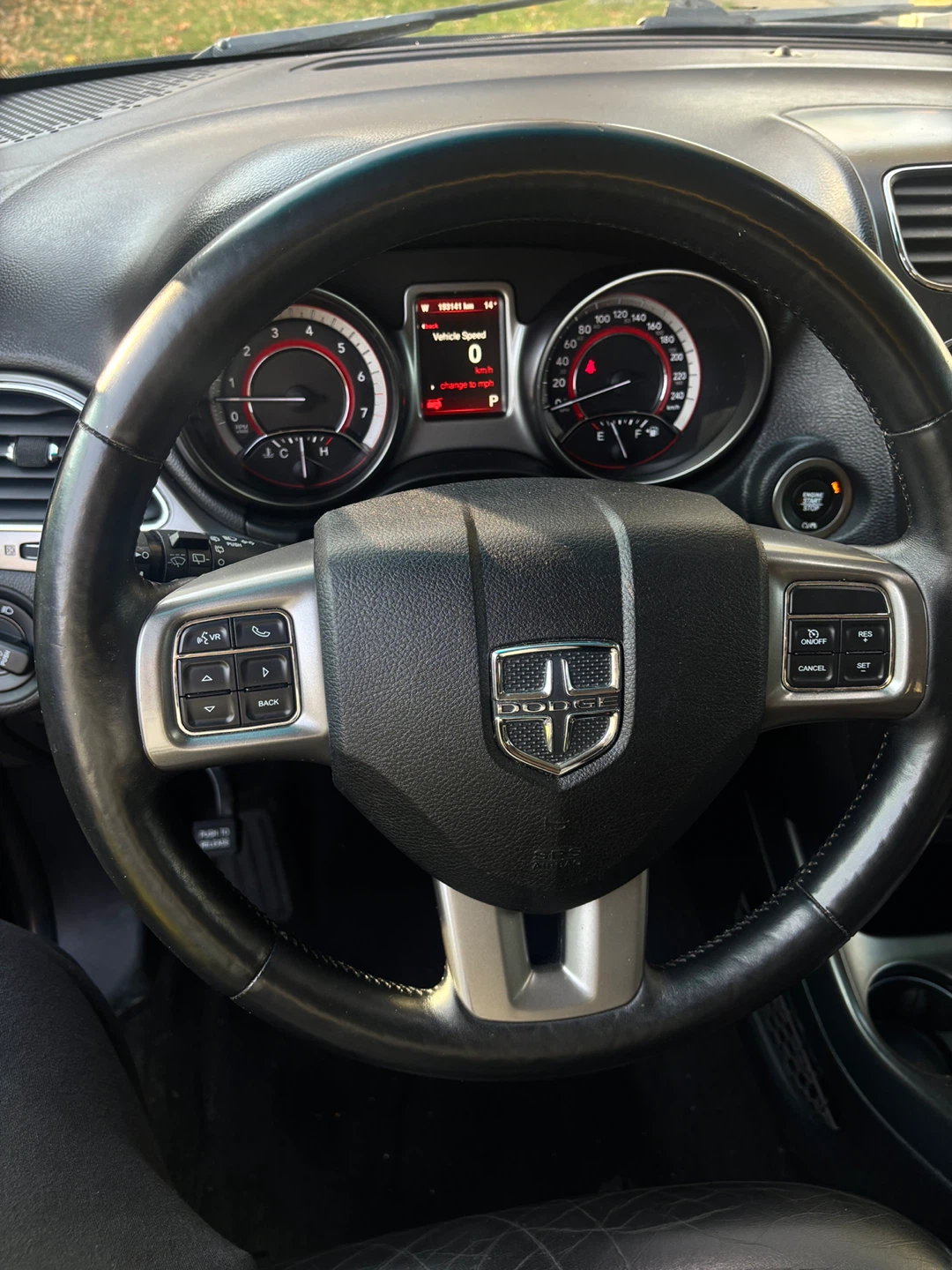 Car - photo 3