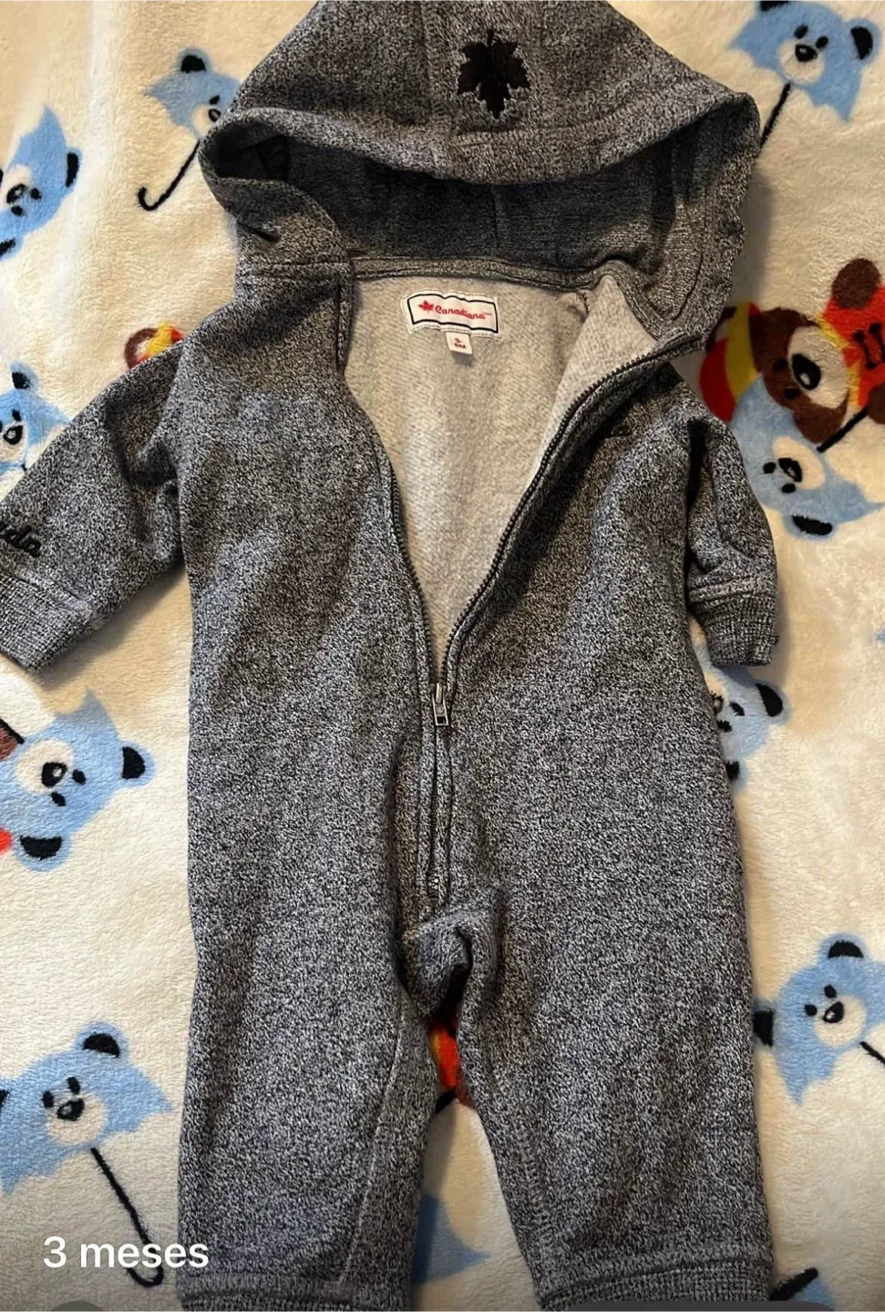 Baby Clothes Bundle (0-12 Months) image indicator(7)