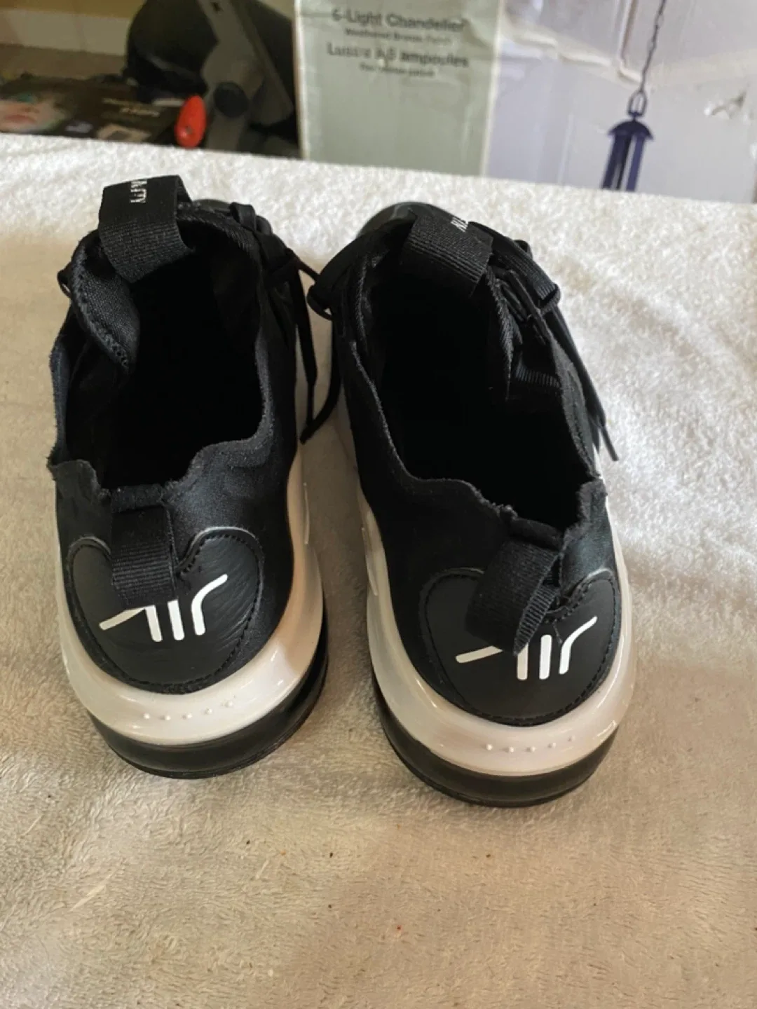 NIKE AIRMAX INFINITY MINT SIZE 12 image indicator(6)