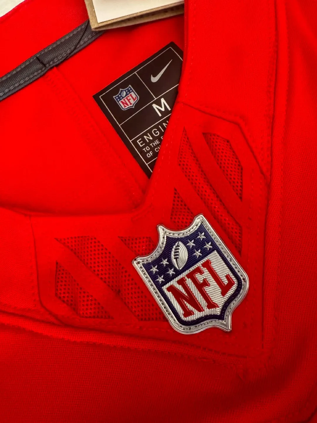 Nike Mahomes #15 Chiefs Jersey - Size M image indicator(3)