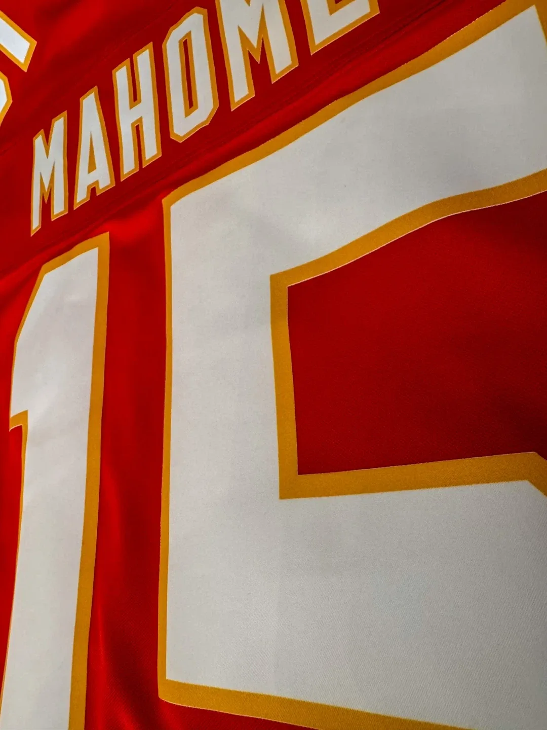 Nike Mahomes #15 Chiefs Jersey - Size M image indicator(4)