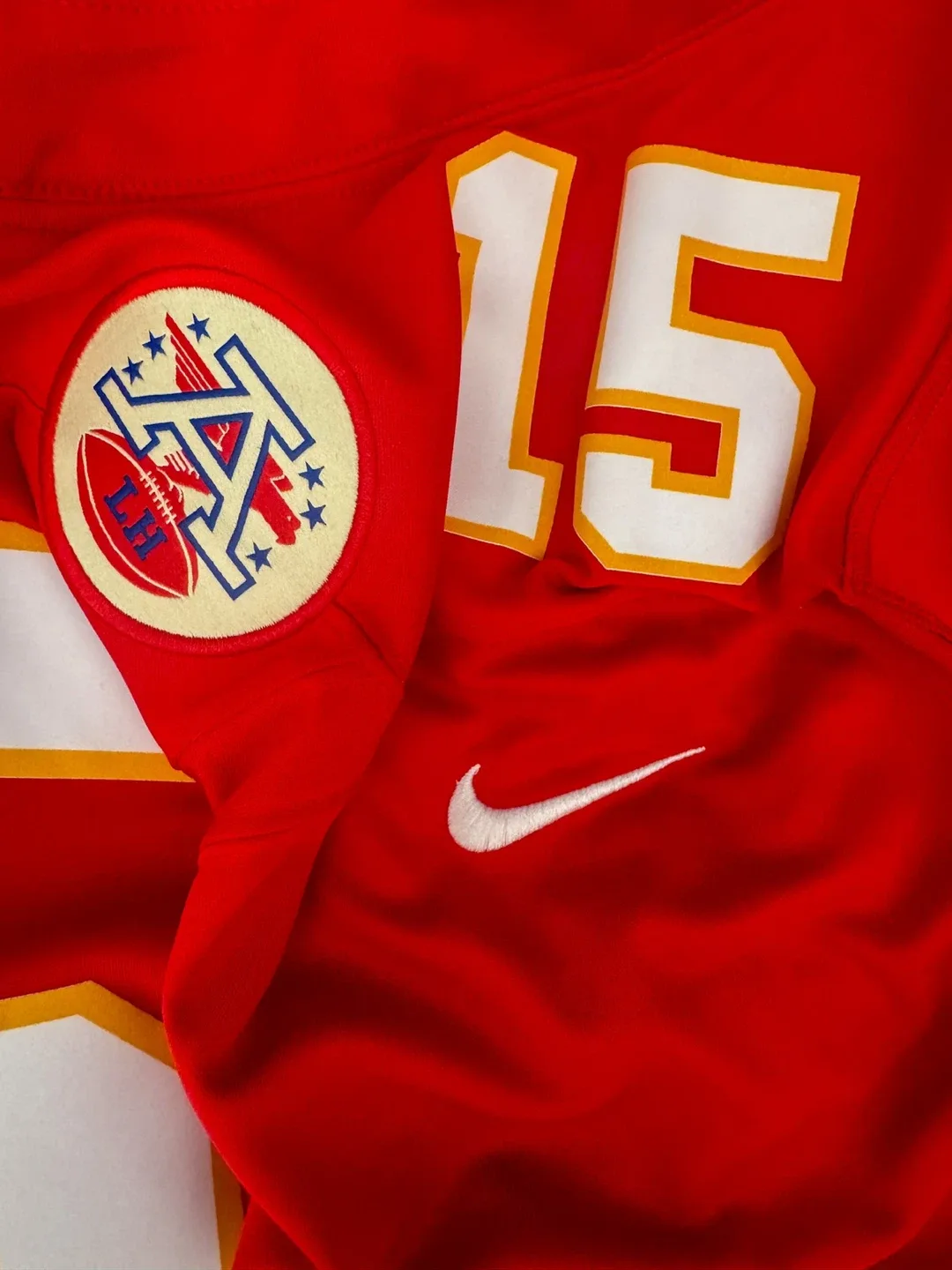 Nike Mahomes #15 Chiefs Jersey - Size M image indicator(5)