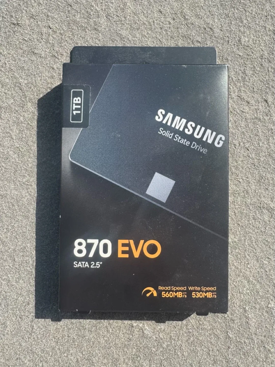 Samsung 870 EVO 1TB SSD - New thumbnail