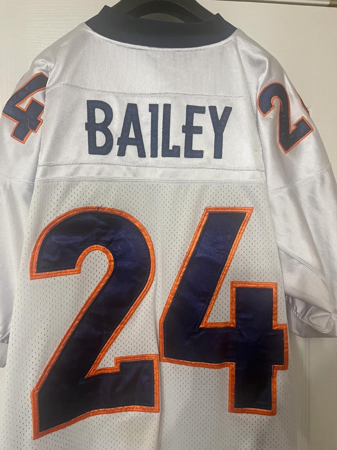 Denver Broncos #24 Champ Bailey Jersey Men’s XL image indicator(6)