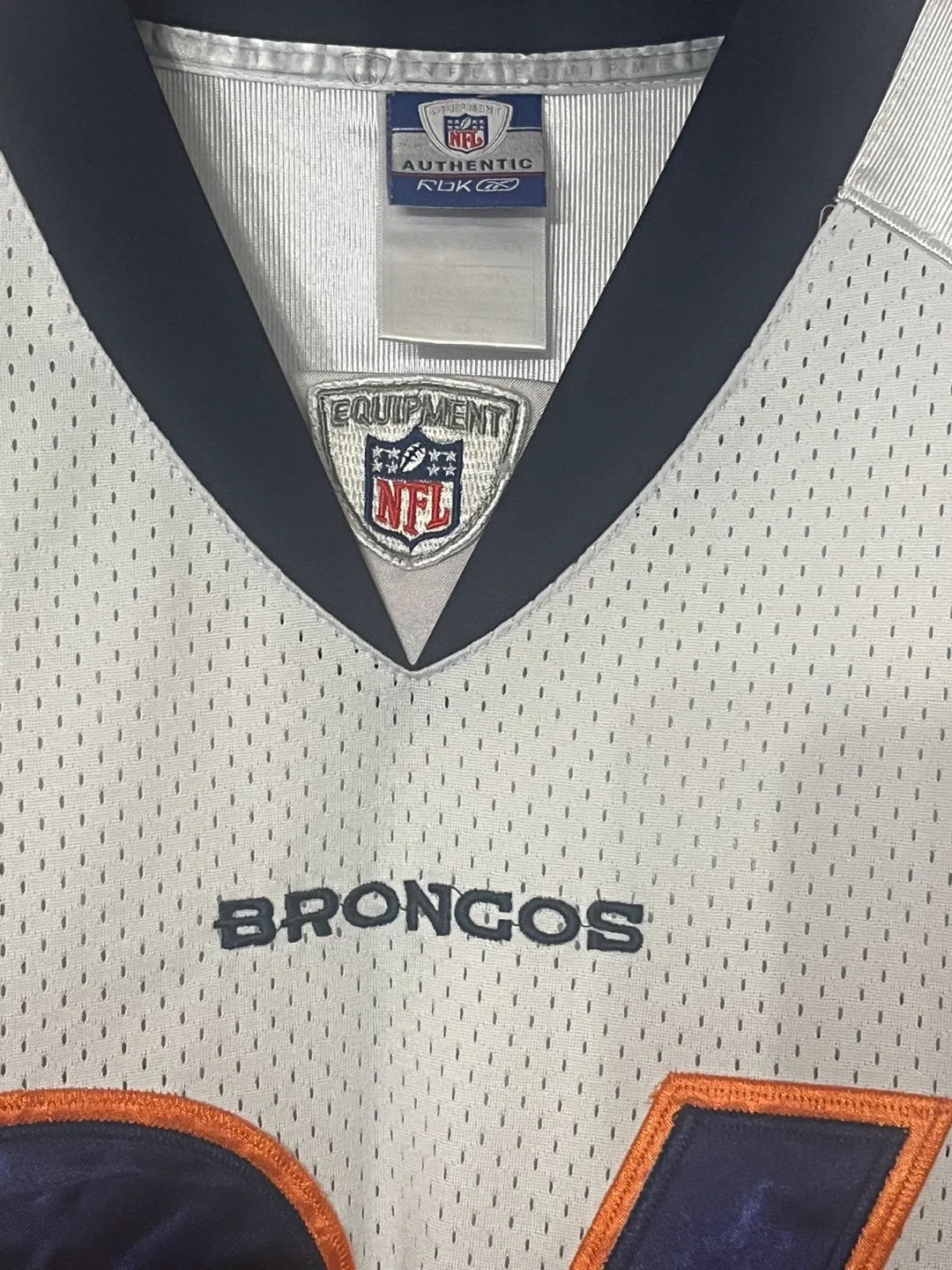 Denver Broncos #24 Champ Bailey Jersey Men’s XL image indicator(4)