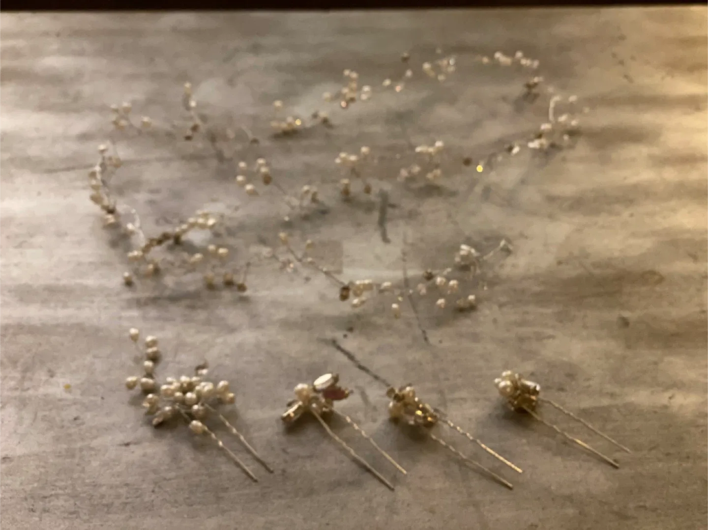 Hair Accessories - Pins, Combs, Clips, Headbands image indicator(6)