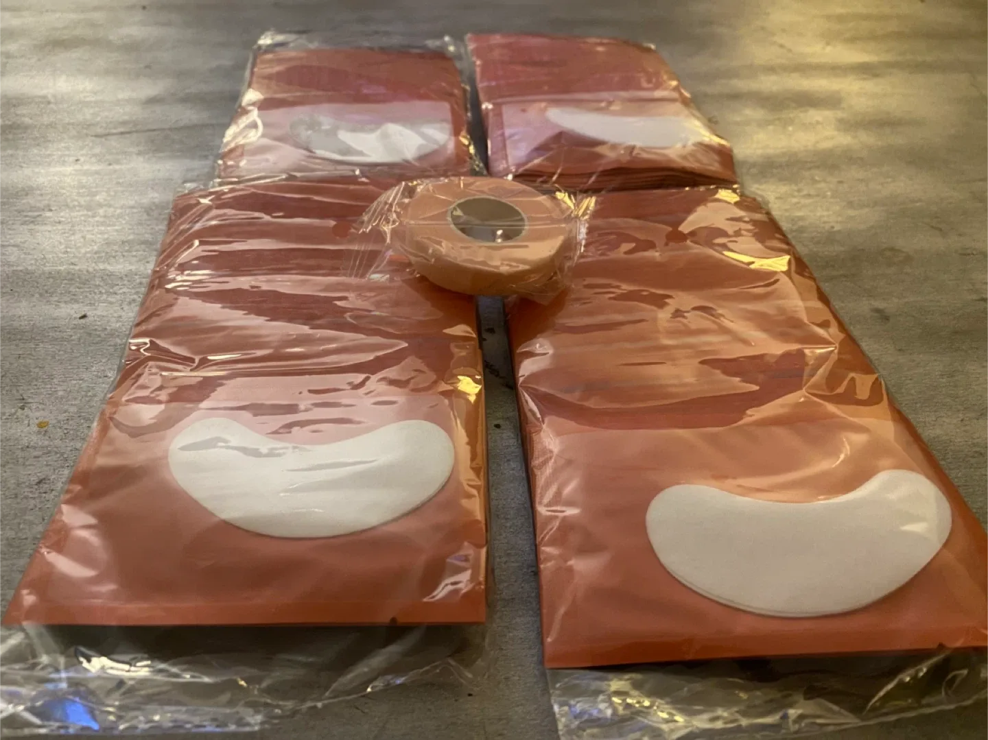 Eye Gel Patches for Eyelash Extensions image indicator(2)