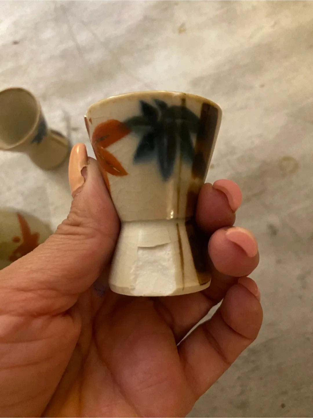 Sake Set with Carafe and 5 Cups image indicator(3)