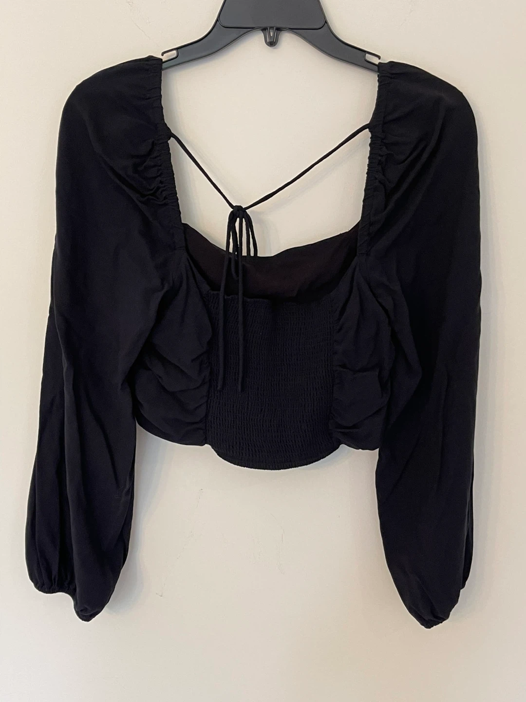 Urban Outfitters Black Long Sleeve Cropped Blouse - Size L - photo 2
