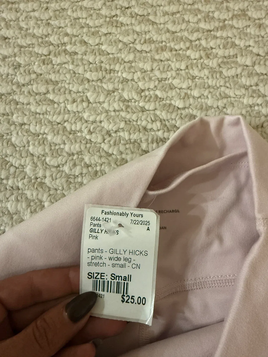 Gilly Hicks baby pink yoga pants - brand new image indicator(4)