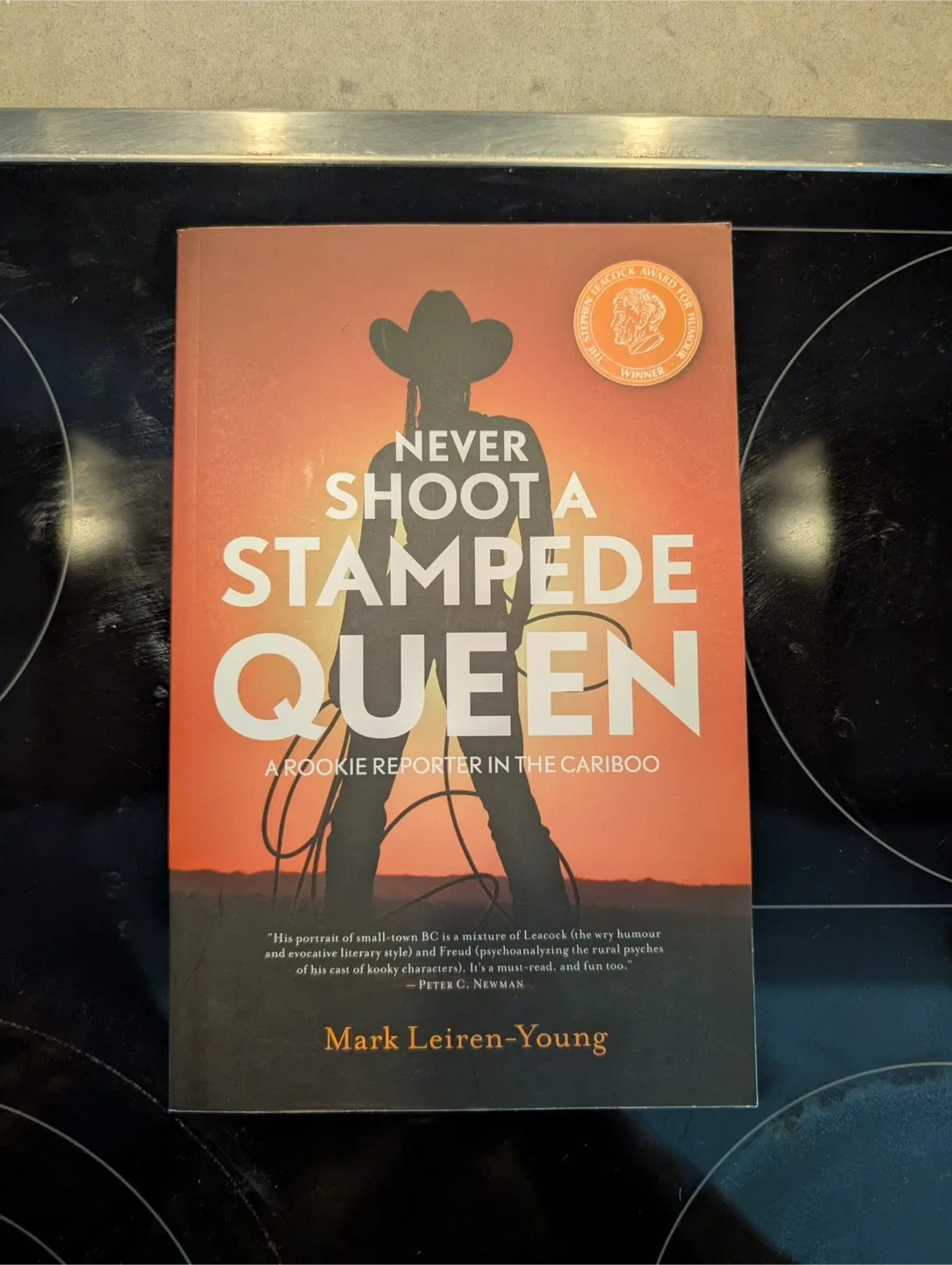 Assorted books & Fiction Books image indicator(3)