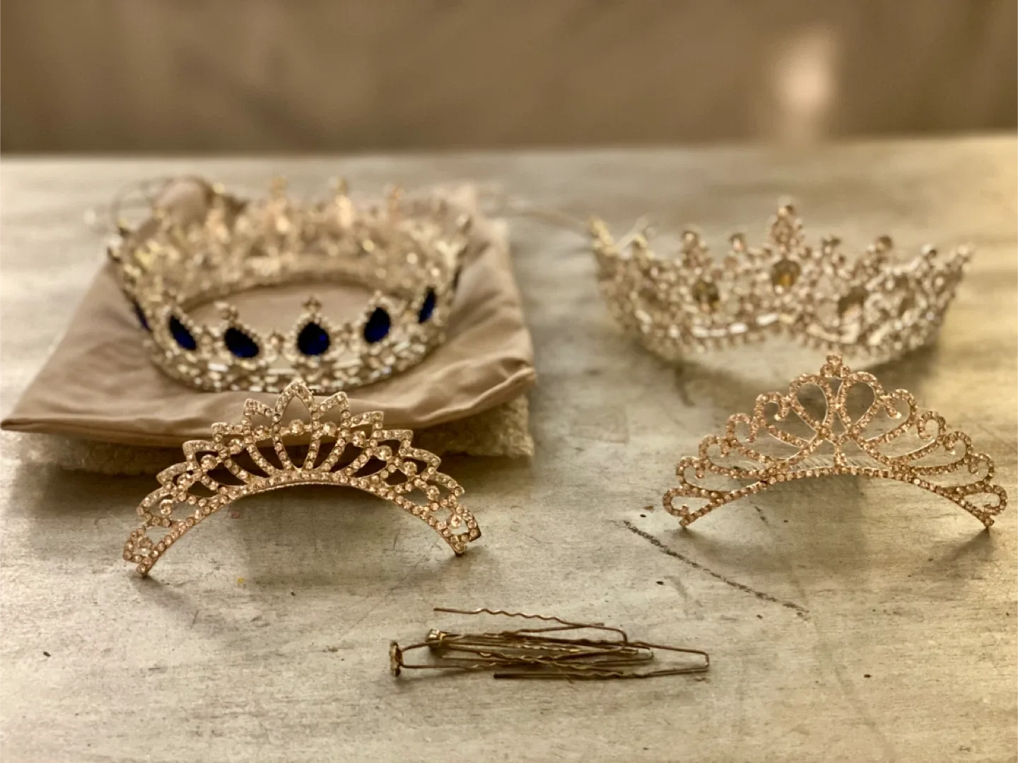 Selection of Tiaras and Crowns image indicator(4)