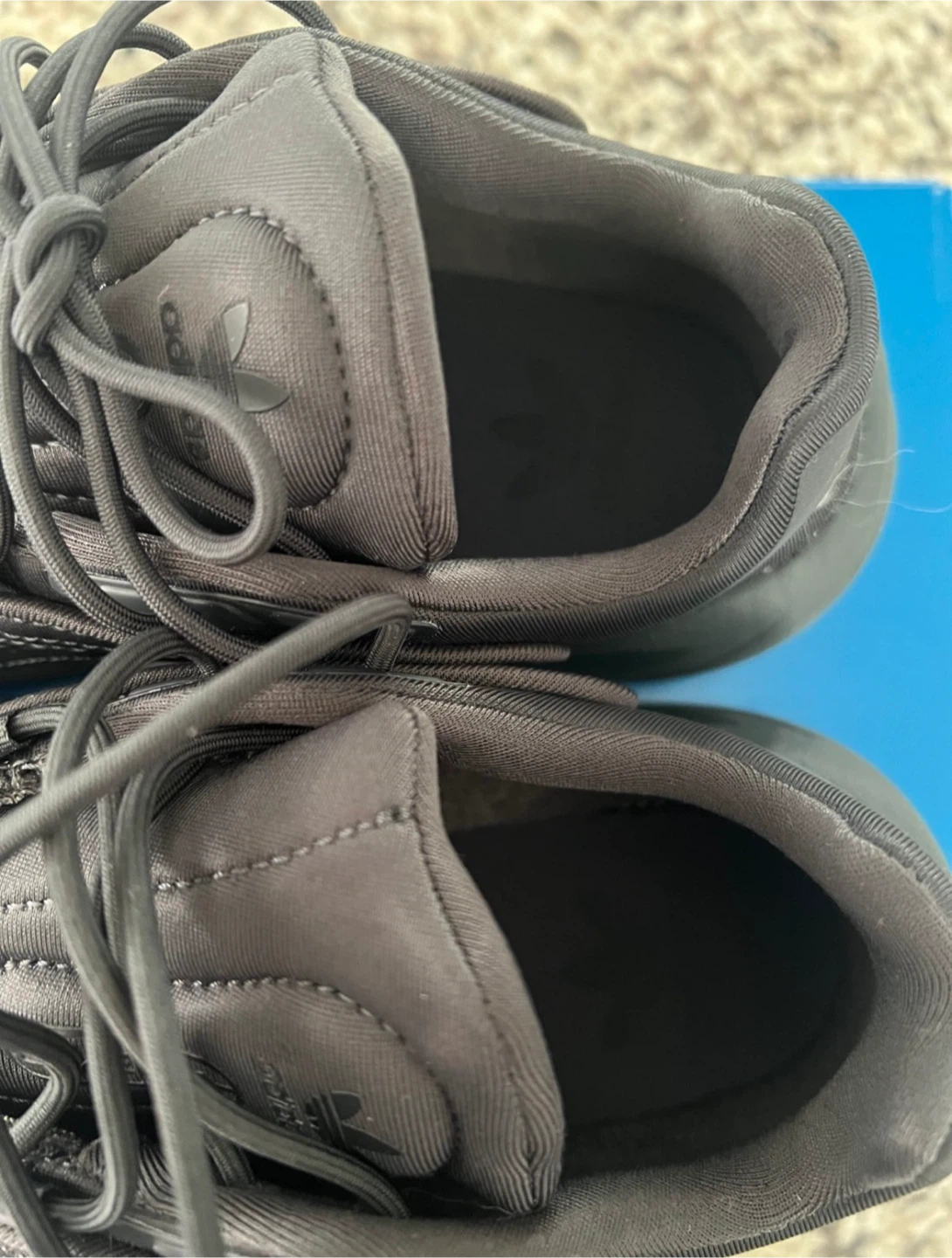 Adidas Ozeli J Sneakers - Size 5 US - photo 3