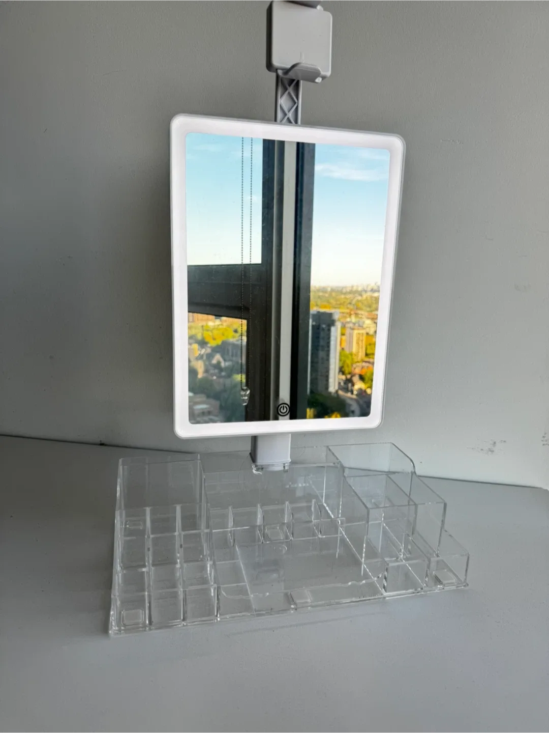 Illuminated Vanity Makeup Mirror with Organizer image indicator(2)