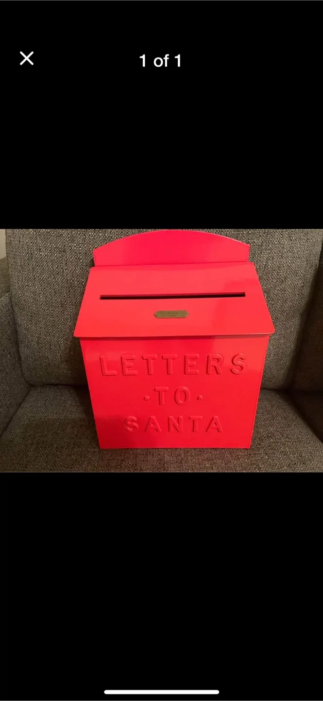 Red Letters to Santa Mailbox thumbnail