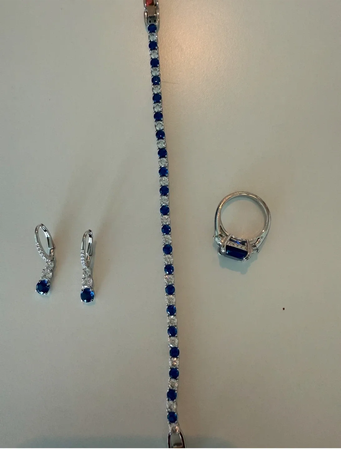 Swarovski  Sapphire Coloured Jewellery Set image indicator(2)