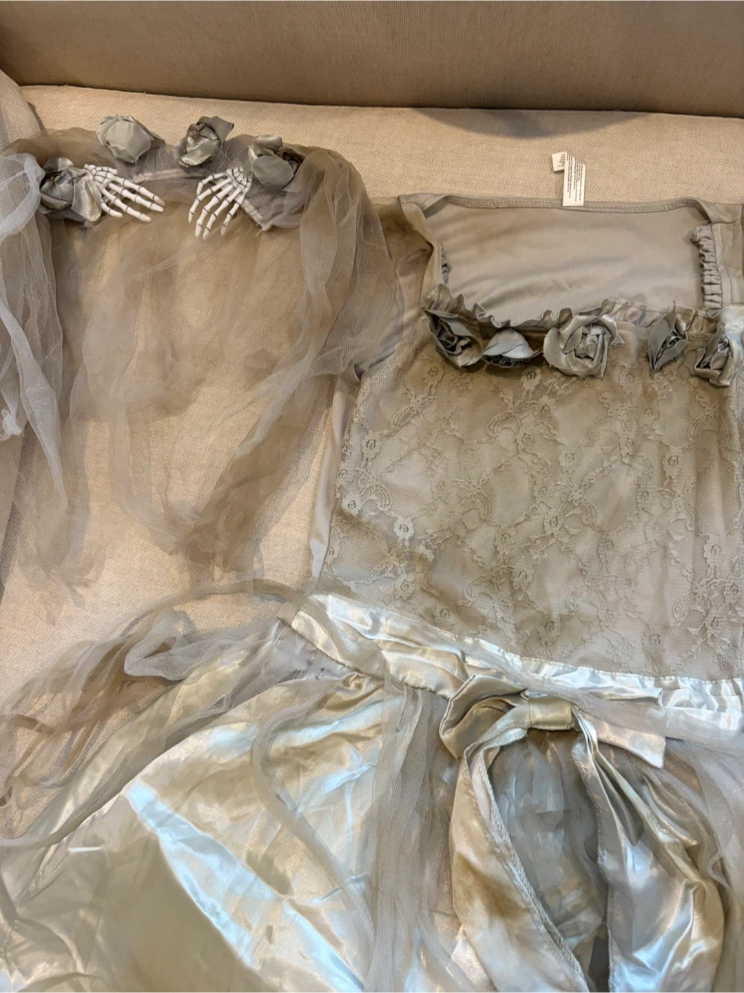 Crypt Bride Halloween Costume - photo 2