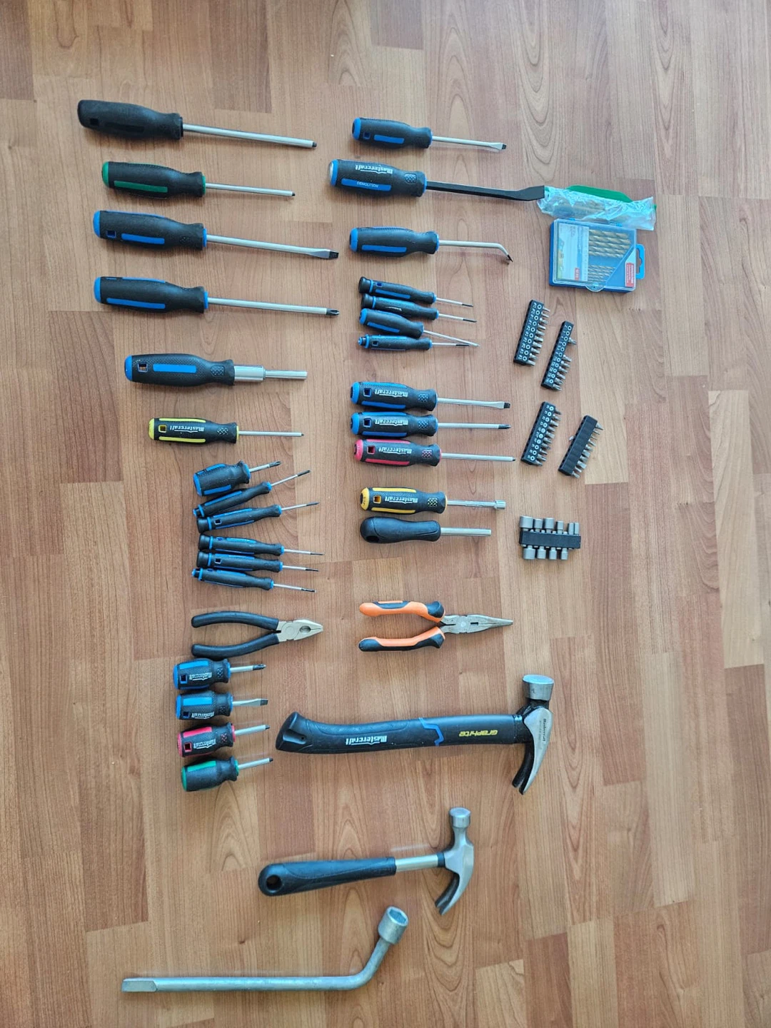 Mastercraft Tool Set - Screwdrivers, Pliers, Hammer