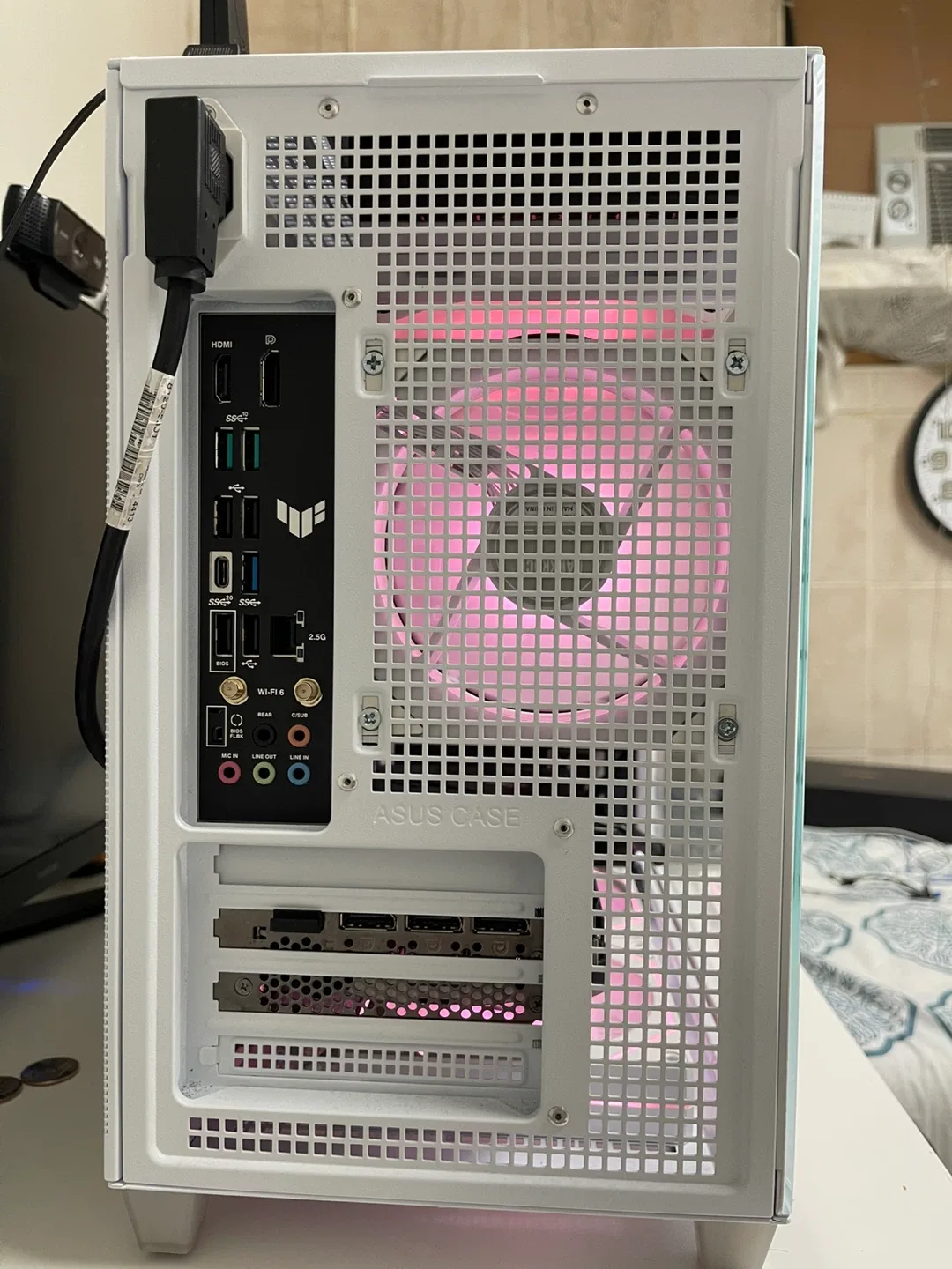 ASUS AM5 MicroATX Custom Gaming PC image indicator(5)