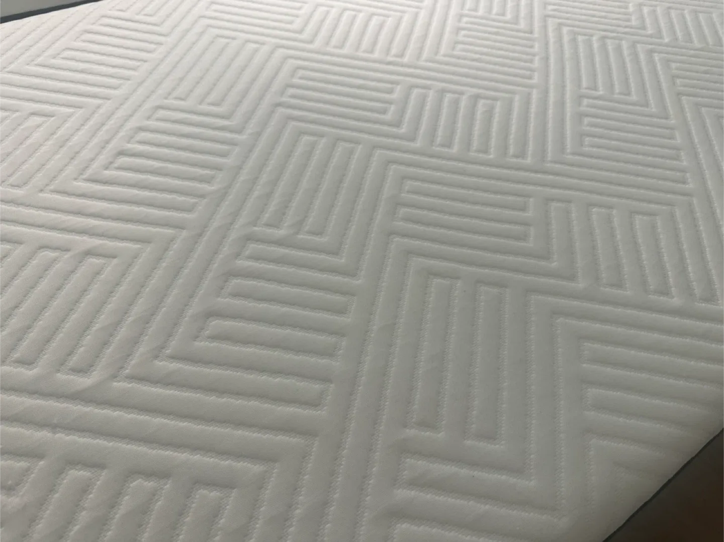Will deliver Twin mattress 4 months old. Moving lk new image indicator(2)