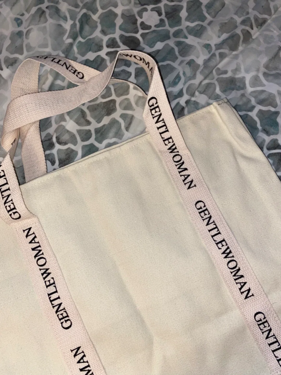 Gentlewoman Canvas Tote Bag image indicator(2)