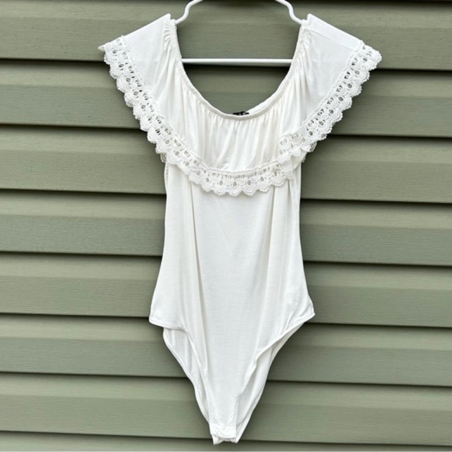 U2B Off The Shoulder Flounce Ruffle Bodysuit Womens Size L