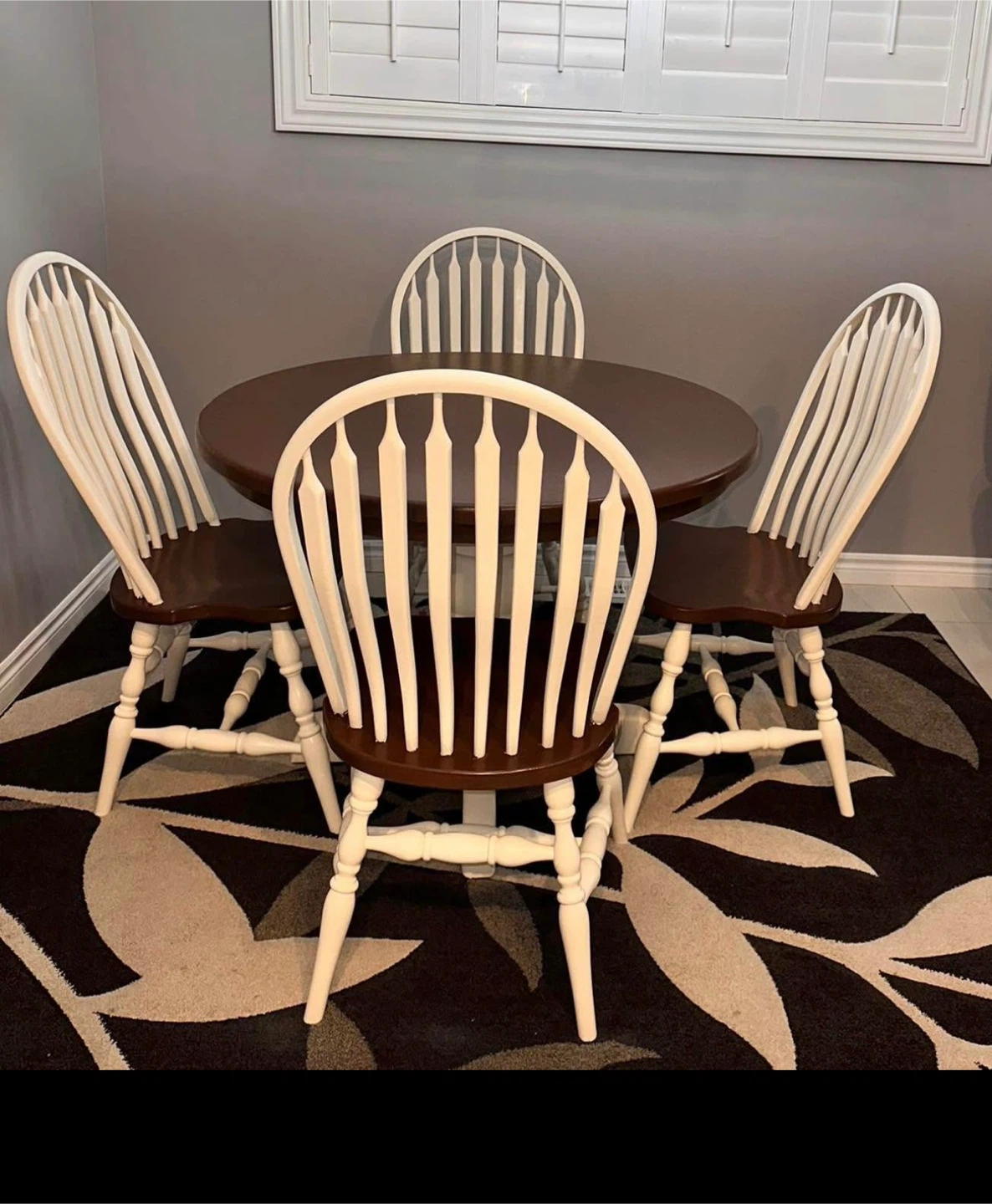 Round Dining Table with free Four Chairs