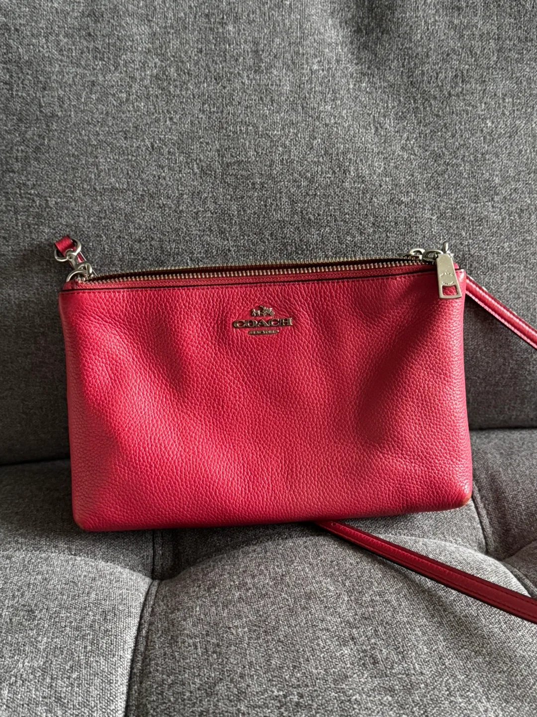 Coach Pink Leather Crossbody Bag image indicator(2)