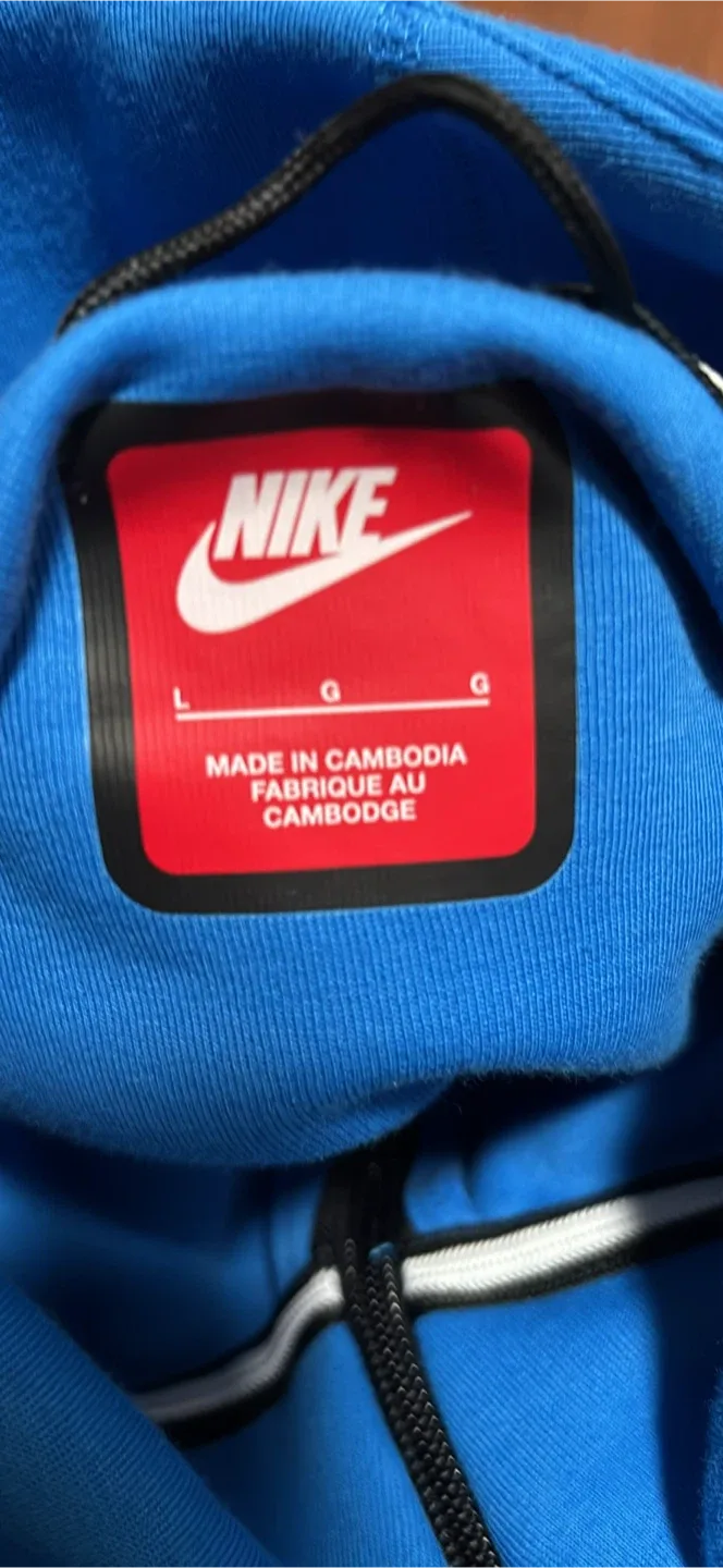 Nike Tech Fleece Blue Tracksuit - Size Large image indicator(2)